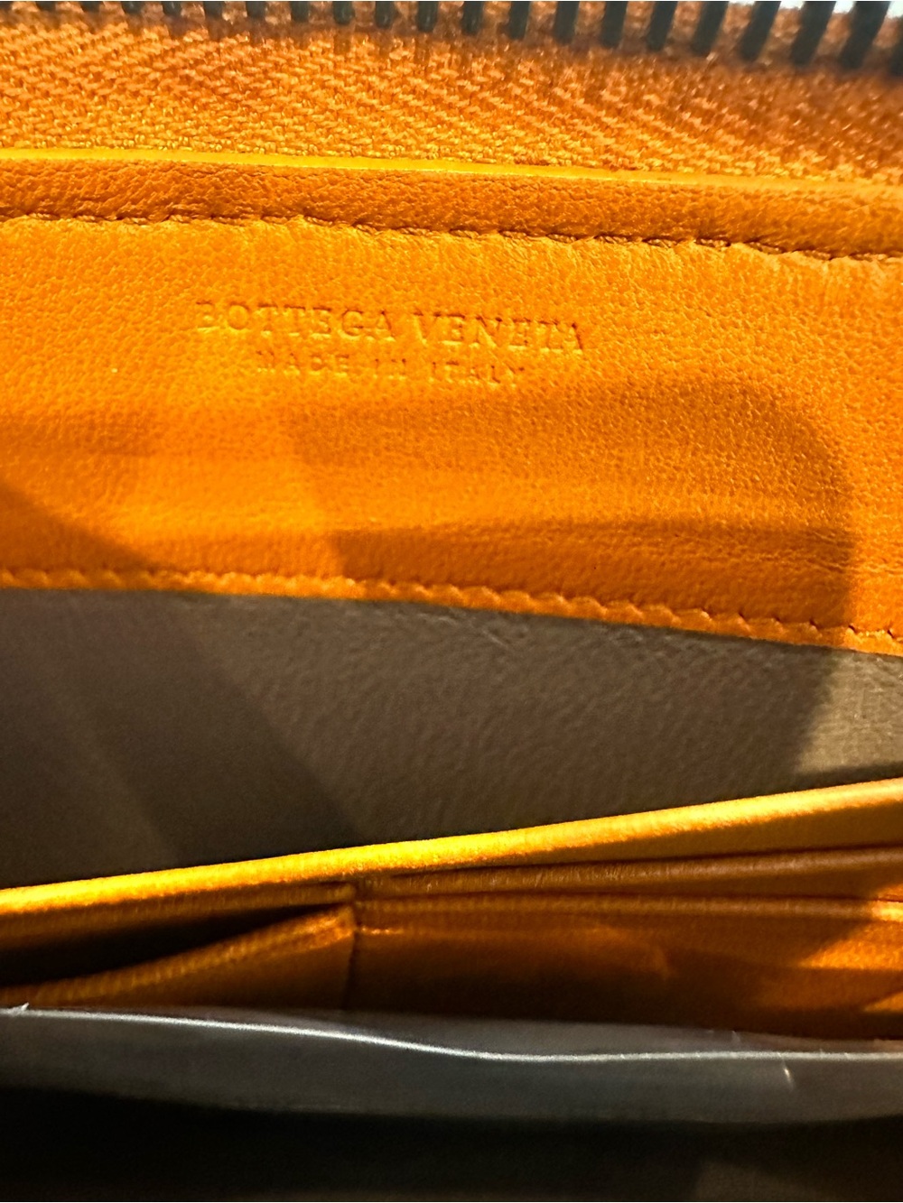 BOTTEGA VENETA Nappa Intrecciato Zip Around Wallet - Picture 8 of 8